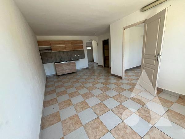 Immeuble 15 pièces 809 m2
