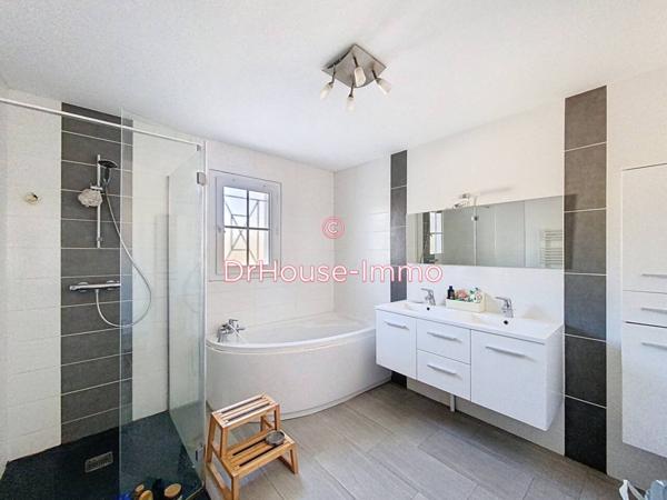 Maison à vendre 5 pièces de 111 m²