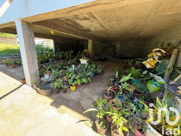 Maison 7 pièces de 232 m² à Saint-Philippe (97442)