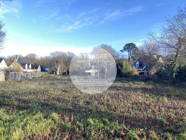 Vente                                                      Terrain
                        
                                         904 m2                     à Mesquer