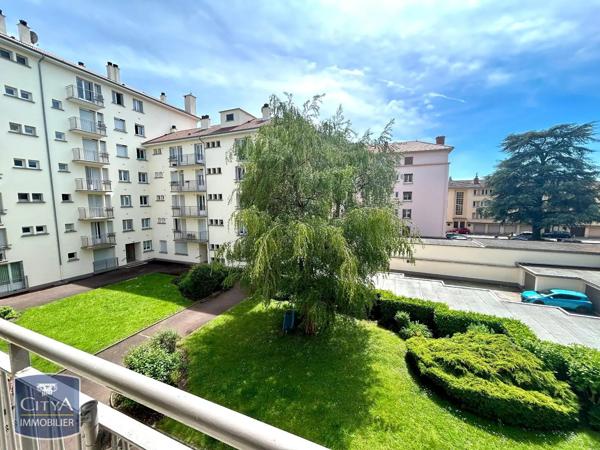 Appartement à louer 3 pièces 66.52m² Bourg-en-Bresse (01000)