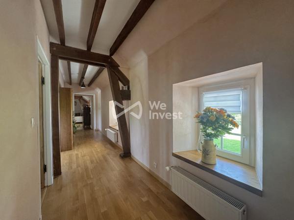 Longère 182 m2 avec double garage, terrain paysager, SPA, sauna...