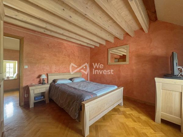 Longère 182 m2 avec double garage, terrain paysager, SPA, sauna...