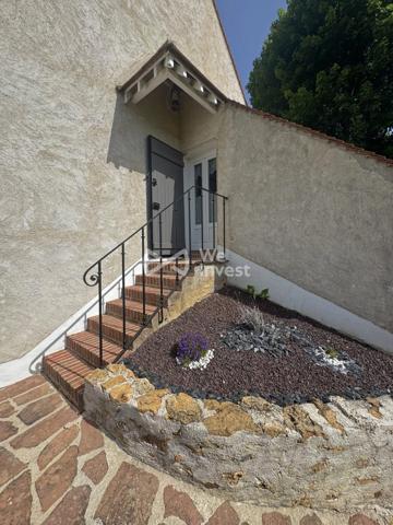 Longère 182 m2 avec double garage, terrain paysager, SPA, sauna...