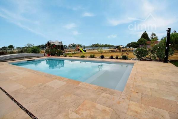 MAGNIFIQUE MAISON CONTEMPORAINE HAUT DE GAMME