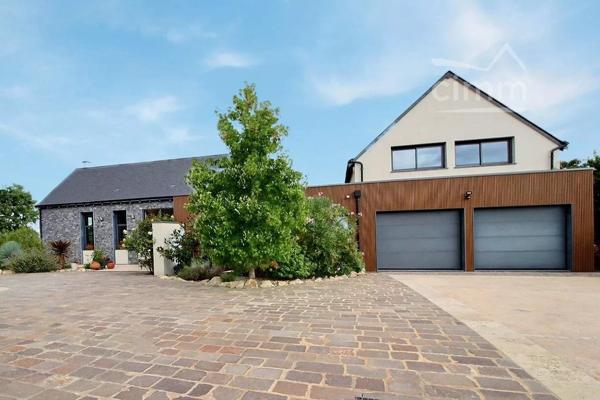 MAGNIFIQUE MAISON CONTEMPORAINE HAUT DE GAMME