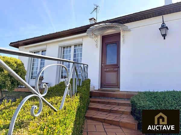 Pavillon avec sous-sol complet ? terrain arboré 579 m² ? garage 2 voitures - Arçonnay , Arconnay