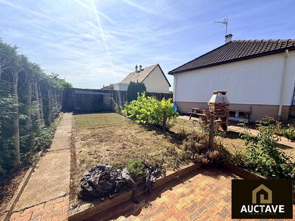 Pavillon avec sous-sol complet ? terrain arboré 579 m² ? garage 2 voitures - Arçonnay , Arconnay