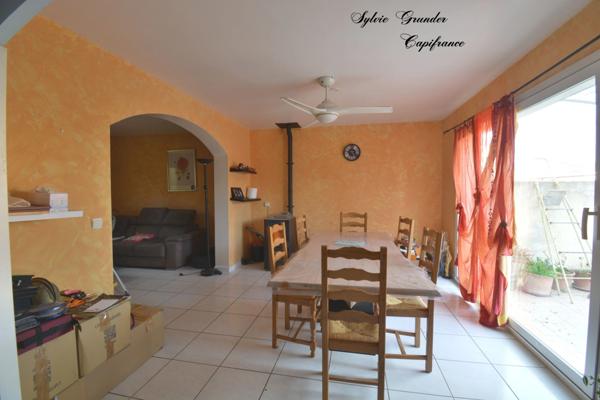 Maison à vendre 5 pièces ENTRESSEN (13)avec Jardin