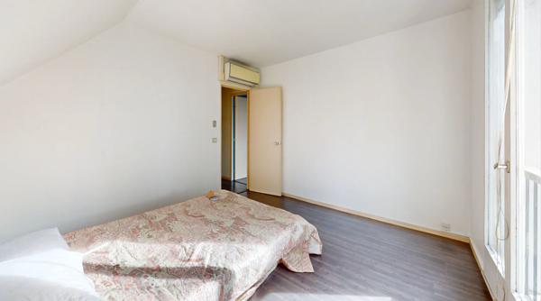 Maison 8 pièce(s) 250 m2