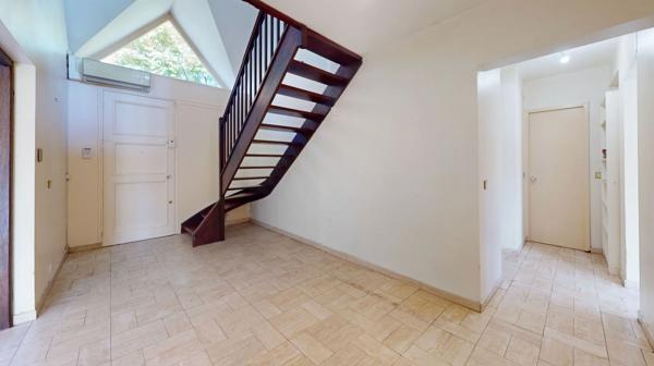 Maison 8 pièce(s) 250 m2