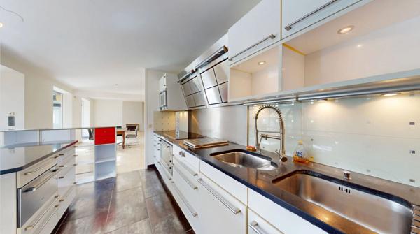 Maison 8 pièce(s) 250 m2