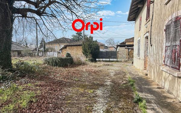 Maison à vendre    4 pièces •  Saint-Étienne-de-Saint-Geoirs