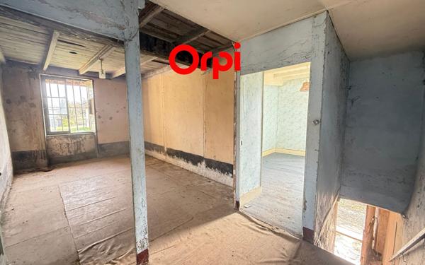 Maison à vendre    4 pièces •  Saint-Étienne-de-Saint-Geoirs