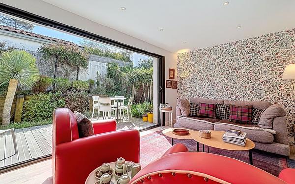 Maison à vendre    3 pièces • 100 m2 Anglet