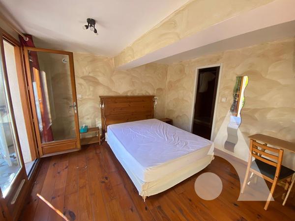 Maison 9 pièces 297.55 m2