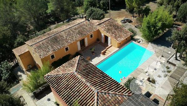 Maison 9 pièces 297.55 m2