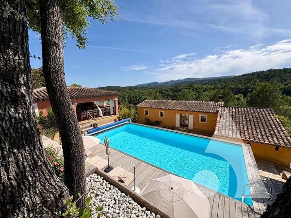 Maison 9 pièces 297.55 m2