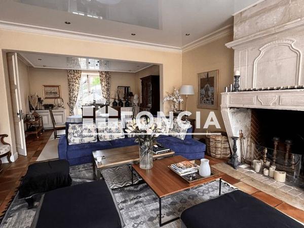 Location Appartement meublé 7 pièces 431 m² - 18 RUE DE L ECU Coulon 79510