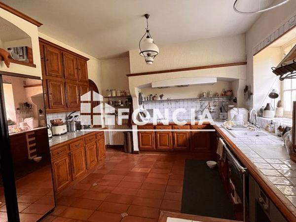 Location Appartement meublé 7 pièces 431 m² - 18 RUE DE L ECU Coulon 79510