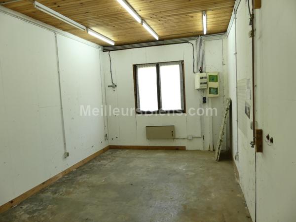 BÂTIMENT BOIS POUR HABITATION AVEC CRÉATION D'ACTIVITÉ OBLIGATOIRE