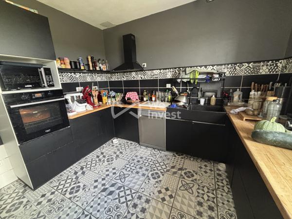 🏡 À VENDRE – Maison familiale 155 m² sur parcelle de 3 700 m² 🌳