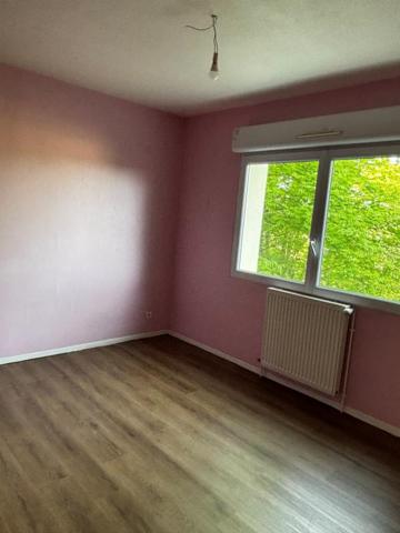 Location Appartement 4 pièces 80 m² - Saint-dié-des-vosges 88100