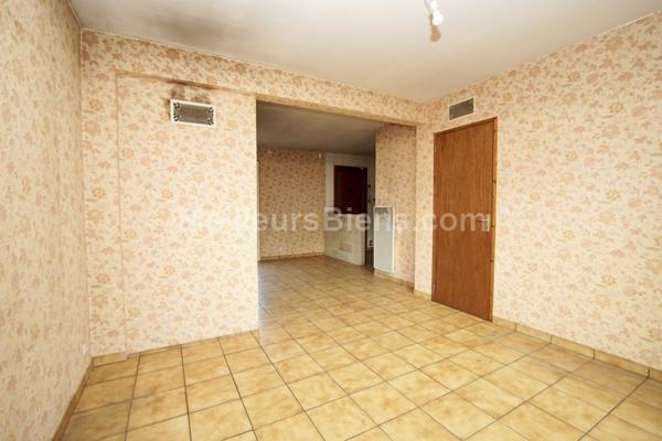 maison 3 chambres à Chaumontel, garage et terrain 526 m2