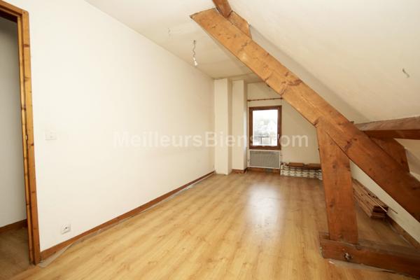 maison 3 chambres à Chaumontel, garage et terrain 526 m2