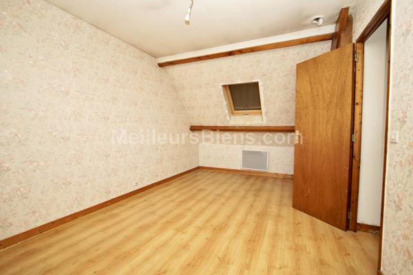 maison 3 chambres à Chaumontel, garage et terrain 526 m2