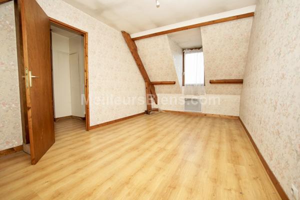 maison 3 chambres à Chaumontel, garage et terrain 526 m2