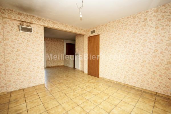 maison 3 chambres à Chaumontel, garage et terrain 526 m2