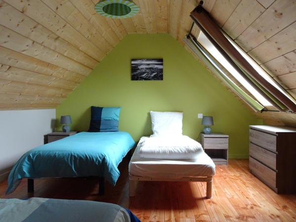 Ensemble immobilier d’exception à Trézélan - Bégard. Maison de maître en pierre de 184m2 - 2 gîtes  - 14 pièces - 9 chambres - 6126 m² de terrain.