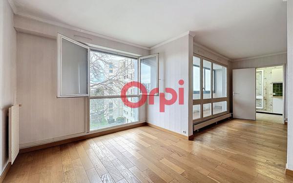 Appartement à vendre    2 pièces • 84,65 m2 Les Ulis