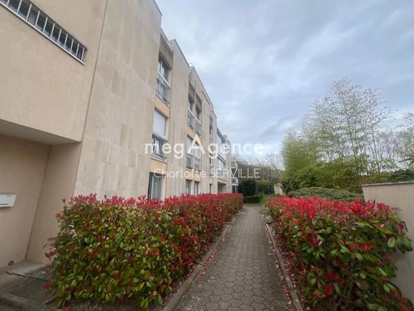 Appartement à LE CHESNAY, 78150 - 4 pièces 98m²