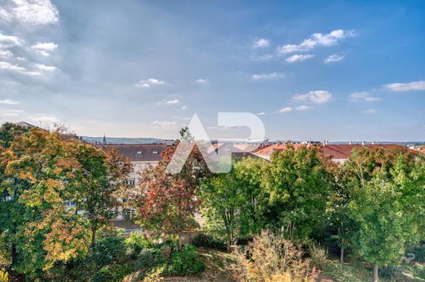 Appartement Rueil Malmaison 4 pièce(s) 76.39 m2 €460 000 ** - Référence 19346