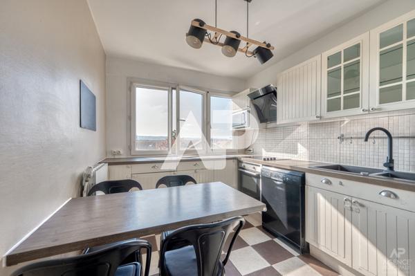 Appartement Rueil Malmaison 4 pièce(s) 76.39 m2 €460 000 ** - Référence 19346