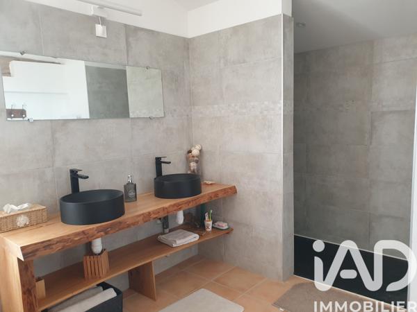 Maison à vendre 9 pièces 318 m² Fauillet