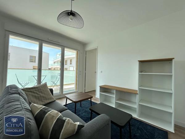 Appartement à louer 2 pièces 42.6m² Rueil-Malmaison (92500)