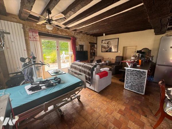 MAISON BELLOU-SUR-HUISNE