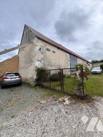 MAISON BELLOU-SUR-HUISNE