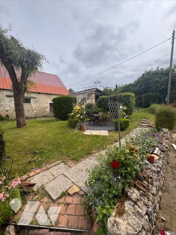 MAISON BELLOU-SUR-HUISNE