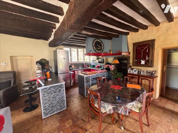 MAISON BELLOU-SUR-HUISNE