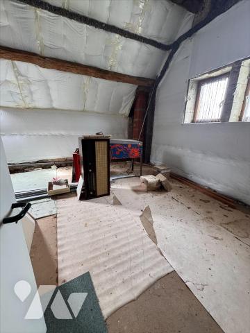 MAISON BELLOU-SUR-HUISNE