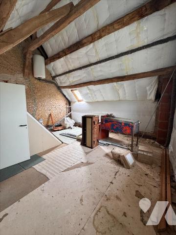 MAISON BELLOU-SUR-HUISNE