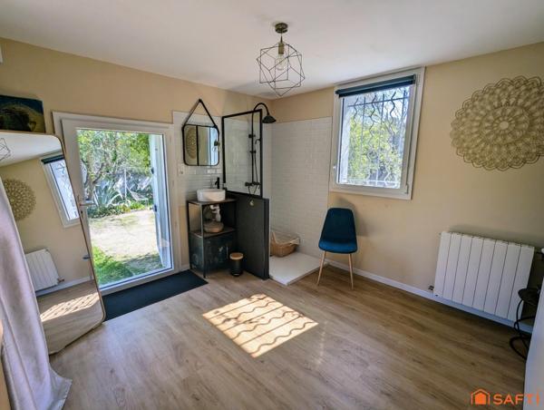 Charme et confort réunis dans cette maison avec piscine