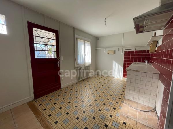 Maison de charme  – 166 m² – 2 chambres – combles aménageables - Piscine - Emplacement idéal à Marmande