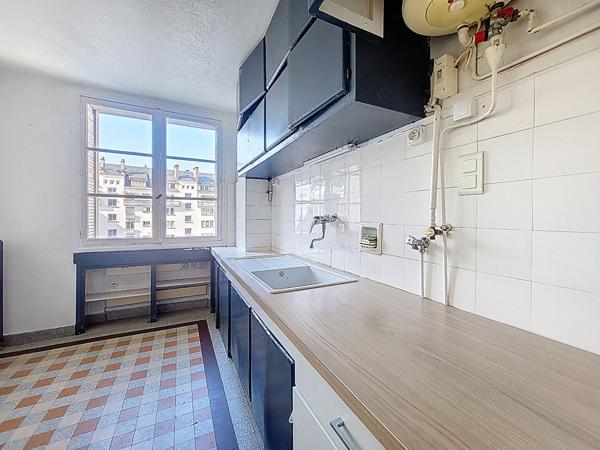 Appartement 2 pièces - 59,4 m² - Chambéry hypercentre, dernier étage avec ascenseur