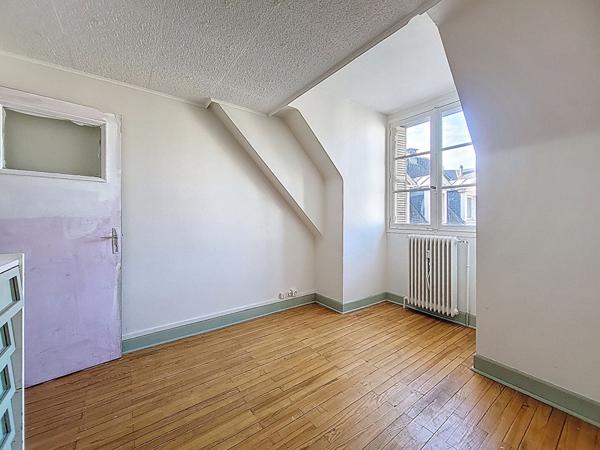 Appartement 2 pièces - 59,4 m² - Chambéry hypercentre, dernier étage avec ascenseur