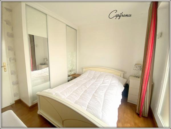 Dpt (93), à vendre appartement T5 de 98,7 m²